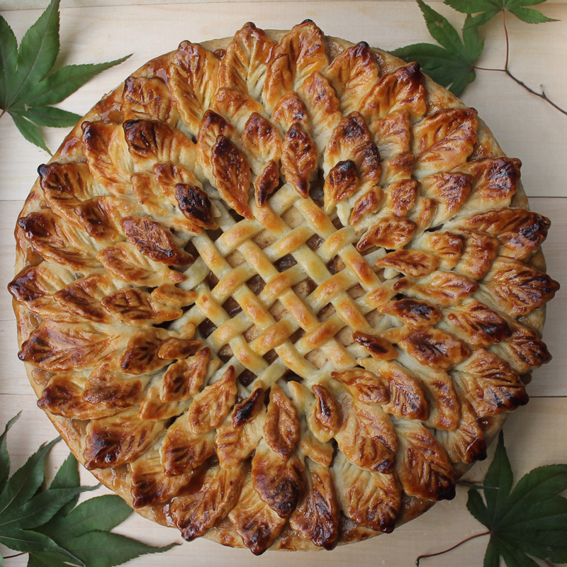 Apple Salted Carmel pie